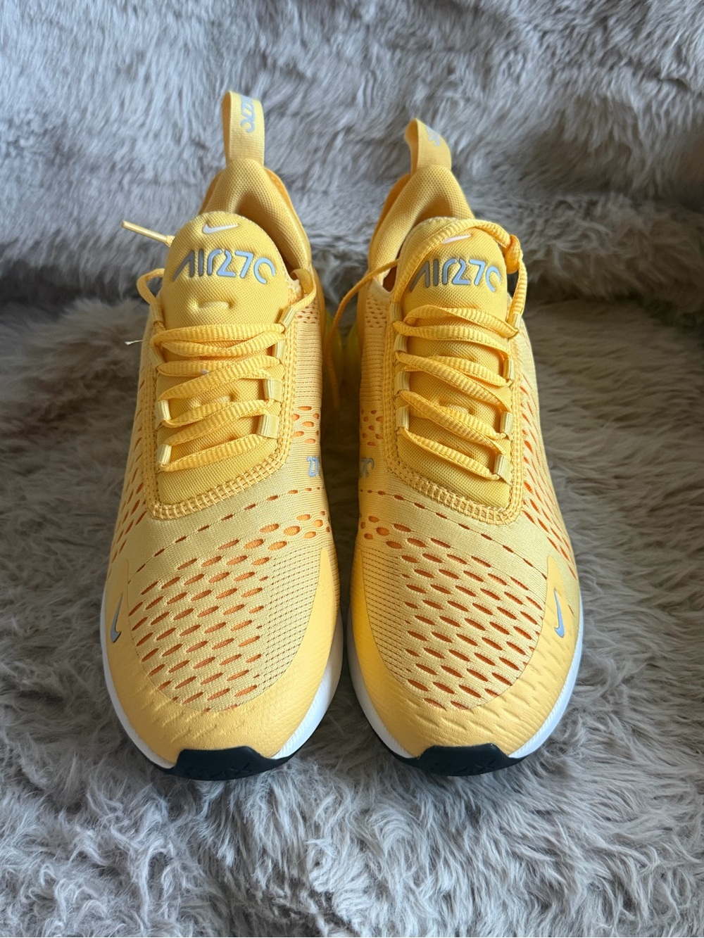 Super Rare Nike Women’s Yellow Air Max 270 - Picture 6 of 9